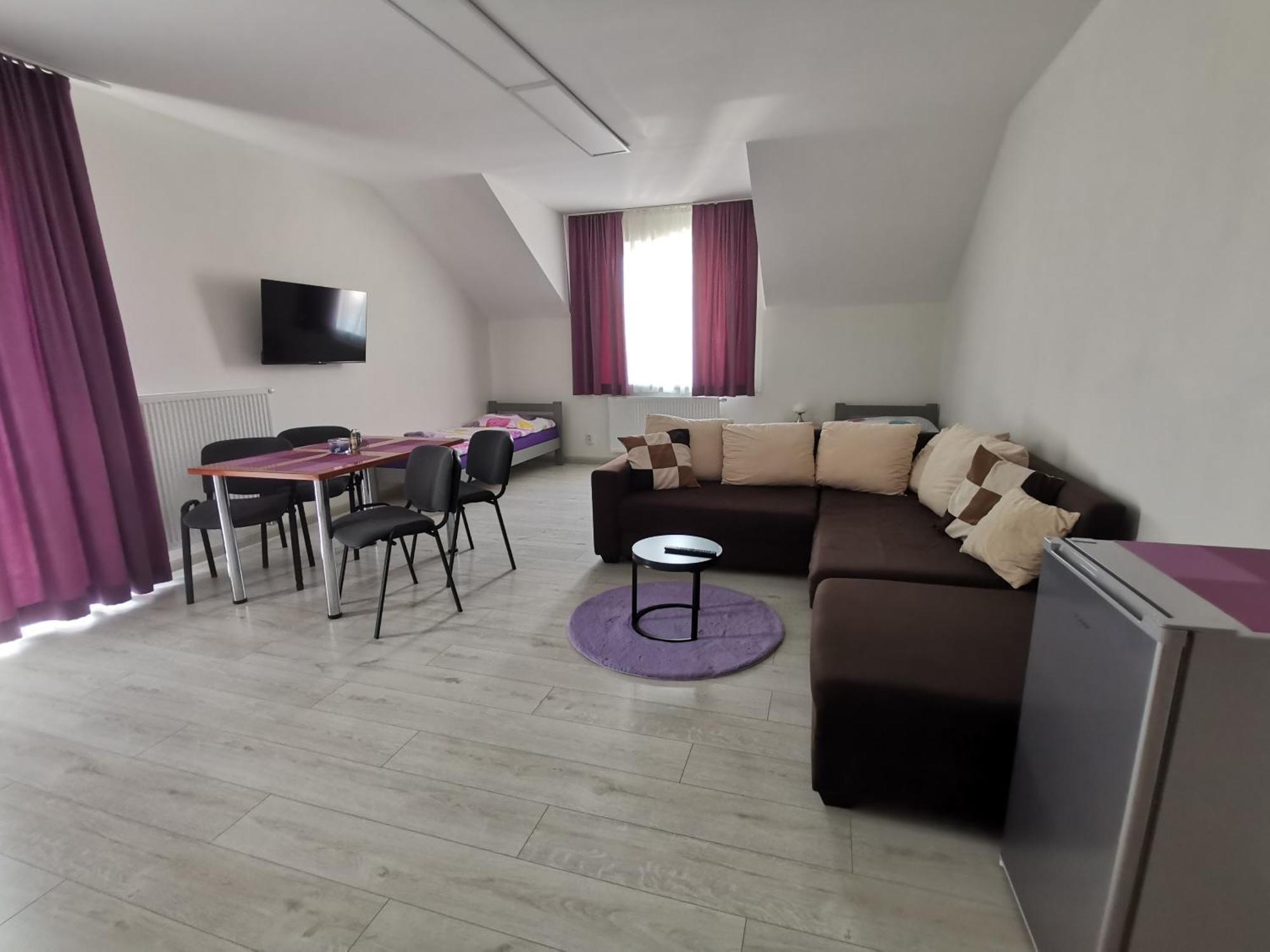 Comenius Apartments - Apartmany Na Rohu سفيدنيك المظهر الخارجي الصورة